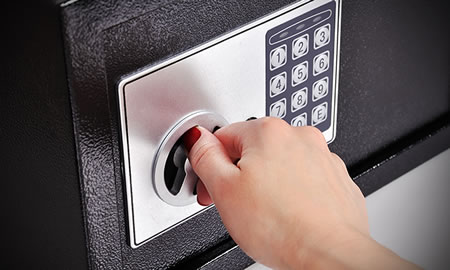 safe opening Dubai